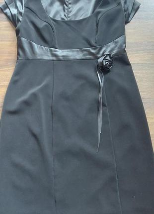 Маленькое черное платье-футляр, размер 50. цена 350 грн.