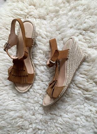 Шкіряні босоніжки minelli