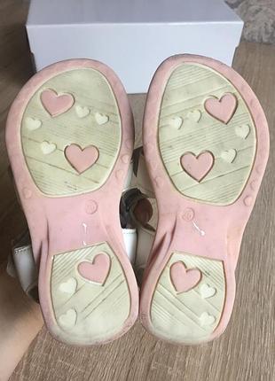 25 р босоніжки/ босоніжки, туфлі, капці3 фото