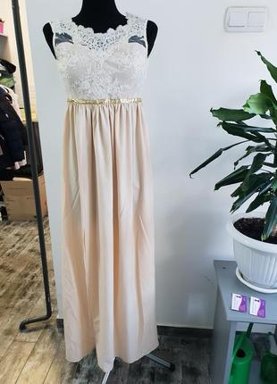 Плаття вечірнє, випускне.