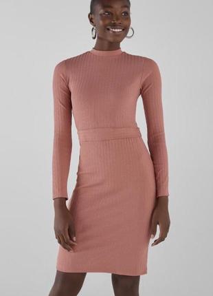 Платье по фигуре от bershka