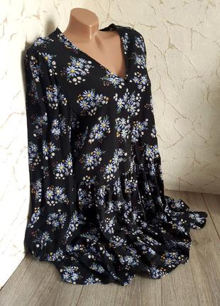 Ярусное платье вискоза,черное с цветочным принтом,размер 52