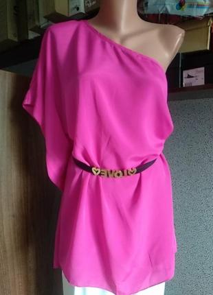 Блуза на одно плечо