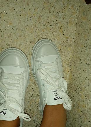 Стильные кеды р.38