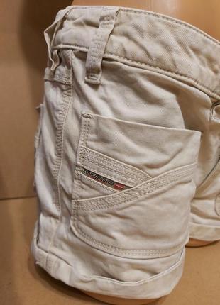 Короткие шорты diesel. стильные джинсовые шорты песочного цвета. светлые шорты diesel6 фото