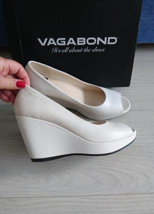 Туфли белые  vagabond, кожа, р.392 фото