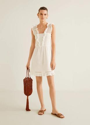 Сукня біле мереживне