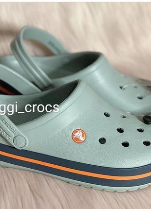 Crocband light grey/navy чоловічі крокси сабо крокс шльопанці1 фото