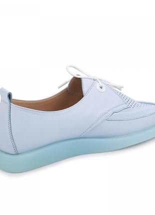 Блакитні туфлі жіночі на плоскій підошві на шнурках літні нові шкіряні (натуральна шкіра) - наложк2 фото