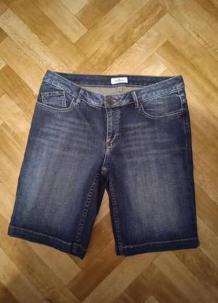 Фирменные джинсовые шорты пот 44 см,отл.сост