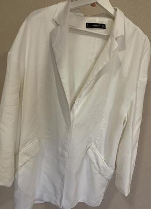 Пиджак белый жакет удлиненный4 фото