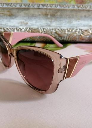 Эксклюзивные брендовые розовые солнцезащитные женские очки1 фото
