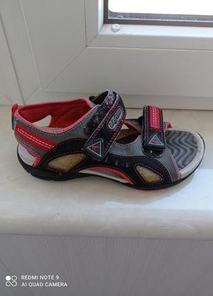 Босоніжки clarks