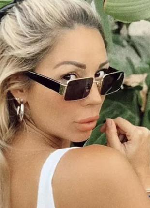 Очки прямоугольные, тренд 2021