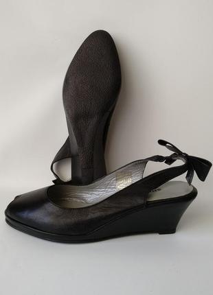 Босоножки shoe biz натуральная кожа3 фото