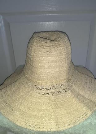 Женская шляпа  от солнца . натуральная бумага, как соломенная шляпка.