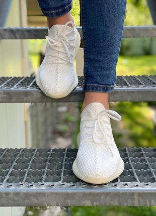 Жіночі білі кросівки adidas yeezy boost 350 cream white, кросівки адідас, літні легкі кросы4 фото