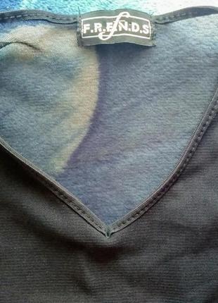 Блуза сеточка с вышивкой f.r.e.n.d.s10 фото