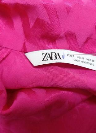 Жаккардовый топ блуза блузка zara с атласным эффектом7 фото