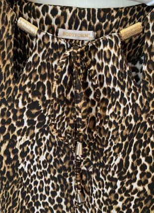 Леопардовое платье по фигуре2 фото