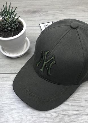 Кепка new york хаки