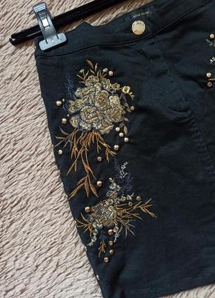 Шикарная короткая мини юбка с вышивкой2 фото