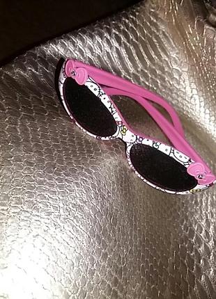 Шикарные детские солнечные очки. швейцария