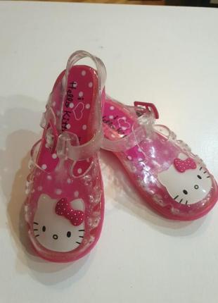 Резиновые сандалии hello kitty