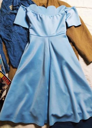 Boohoo платье голубое миди с открытыми плечами с пышной свободной юбкой большое батал3 фото