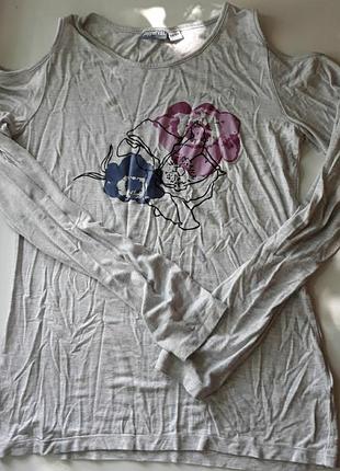 Футболка з відкритими плечима