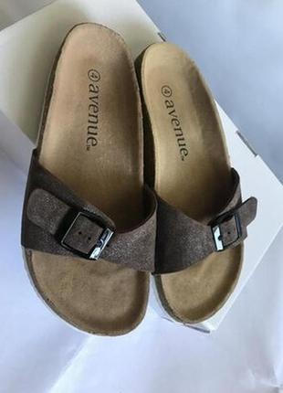 Шльопанці на корковій підошві в стилі birkenstock