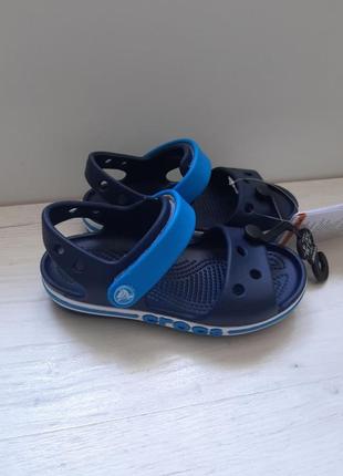 Оригінал crocs найзручніші сандалі босоніжки сині crocs bayaband sandal kid's крокси4 фото