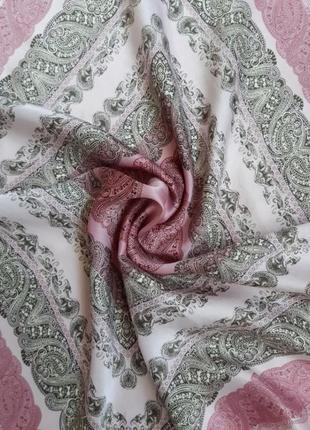 Шелковьій платок