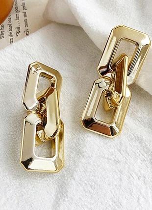 Тренд сезону , сережки