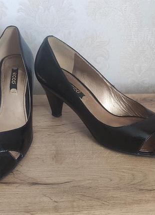Стан нових! ecco 38 р. босоножки туфли geox clarks