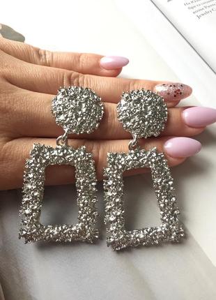 Стильні сережки.розпродаж по 50грн.