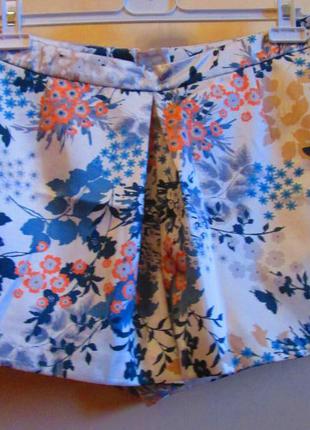 Дуже красиві стильні шорти-спідниця new look розмір 12