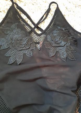 Шикарный чёрный боди сетка с декором на груди ,divided,  p. s2 фото