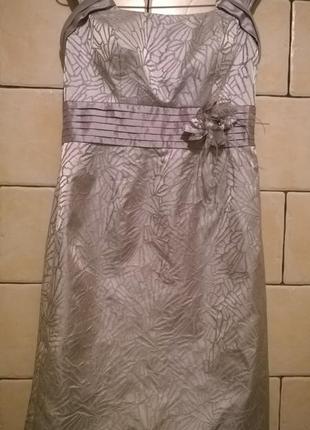 Шикарное нарядное платье размер 42 евро