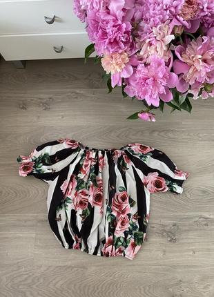 Летняя блуза с цветочным принтом4 фото