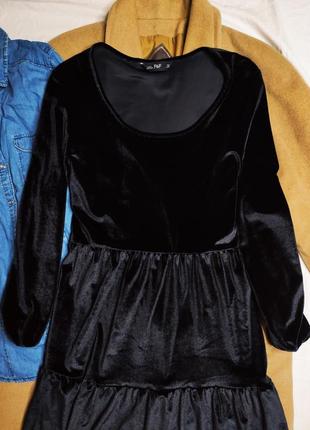 Платье чёрное бордовое велюр велюровое с рукавом трапеция шикарное нарядное праздничное2 фото