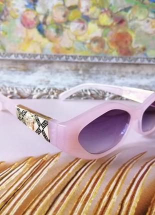 Эксклюзивные брендовые розовые солнцезащитные женские очки 20212 фото