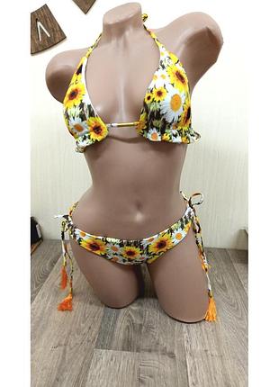Купальник подсолнухи плавки и лиф на завязках  размер м