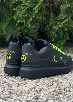 Alexander mcqueen oversized black/stars neon4 фото