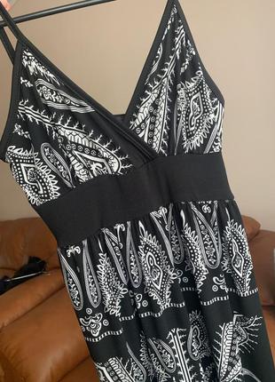 Легка літня сукня/сарафан