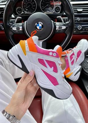 Круті жіночі кросівки nike m2k tekno білі з малиновим і помаранчевим8 фото