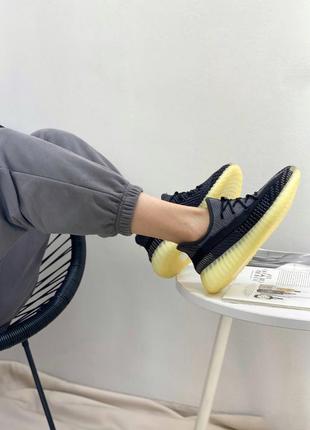 Женские кроссовки adidas yeezy boost 350 v2 asriel,адидас изи буст 350 в2 черные шикарные кроссовки10 фото