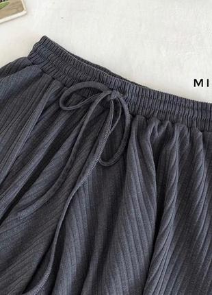 Костюм черный юбка-шорты трикотаж рубчик юбка шорты3 фото
