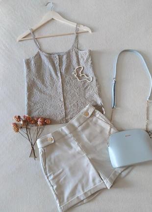 Топ жилетка з красивою вишивкою