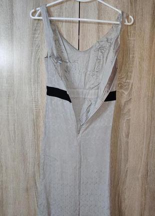 Элегантное платье-футляр c вырезом, размер s4 фото